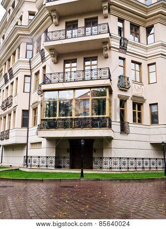 New Fiberglass Balcony Glazing In City House