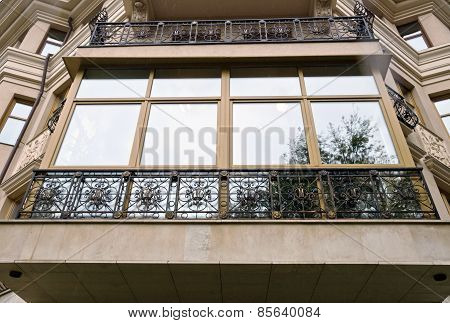 New Fiberglass Balcony Glazing In City House