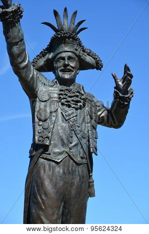 Statue of Frank James Ney
