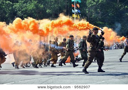 Marinkåren gå till Attack