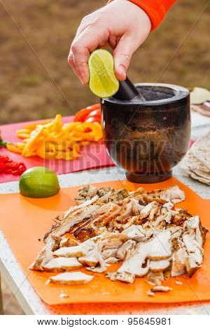 chicken for tortilla
