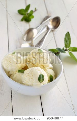 Vanilla ice cream