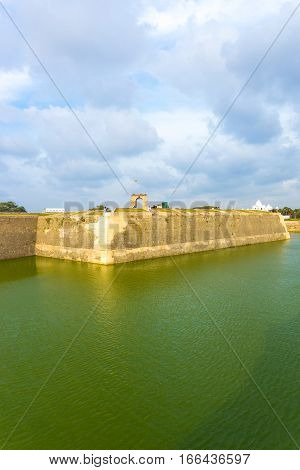 Jaffna Fort Exterior Rampart Moat Tourists V