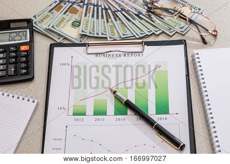 dollar diagam pen on desk. close up
