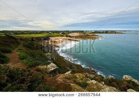 Seaside Of Pointe De La Garde Guérin And Beautiful View On Emerald Coast, Near Saint-briac Sur Mec ,