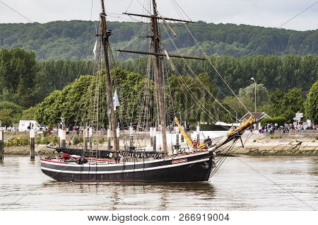 Rouen, France - July Circa, 2016. End Of The Armada In Rouen, Boats Galleon Ships On The River Seine