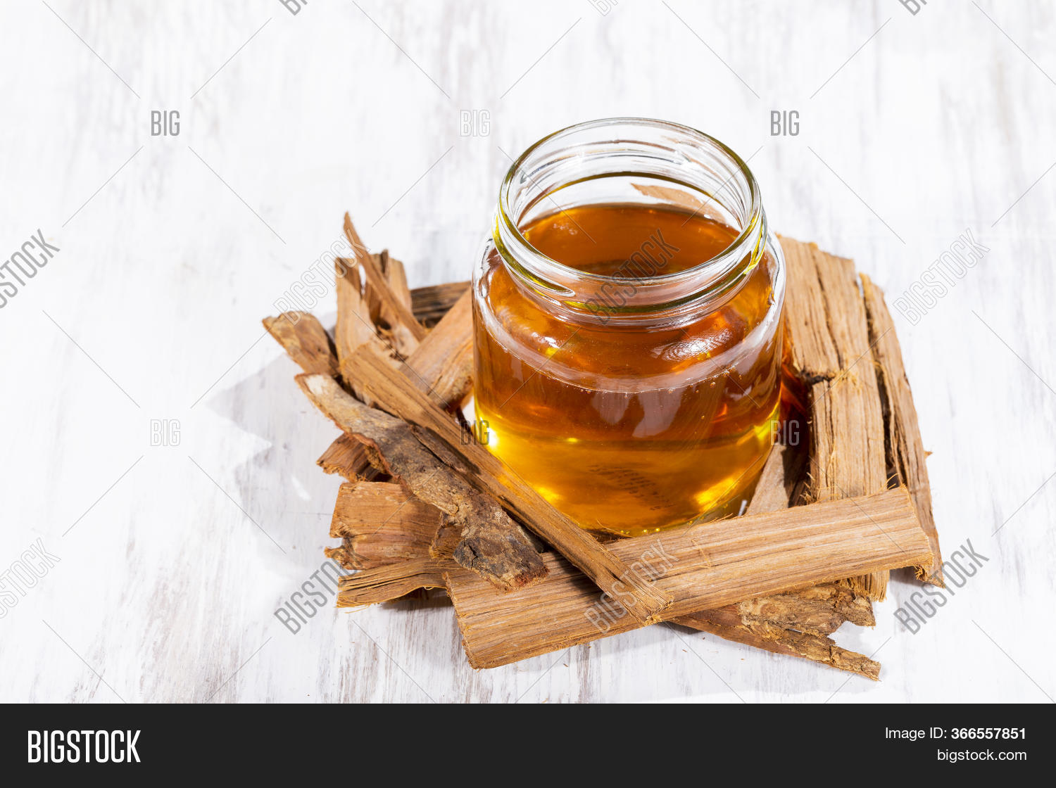 Tea Bark Cat's Claw Image & Photo (Free Trial) Bigstock