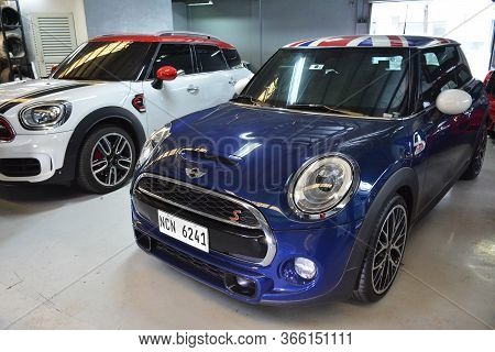 Taguig, Ph - July 13 - Mini Cooper On July 13, 2019 In Bonifacio Global City, Taguig, Philippines.