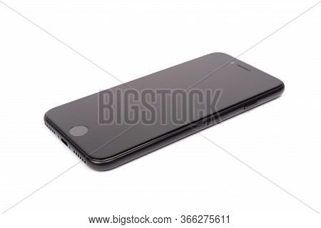 Design Of The New Iphone Se 2020 From Apple