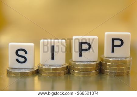 Sipp, Uk, Self Invested Personal Pension Tax Wrapper For Retirement Savings And Investment