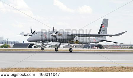 Konya, Turkiye - June 30, 2022: Baykar Technologies Bayraktar Akinci Ucav Tiha (pt-5) Landing To Kon