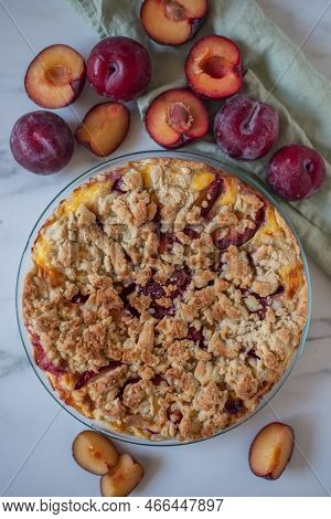 Sweet German Plum Cake (zwetschgenkuchen) With Crumbles