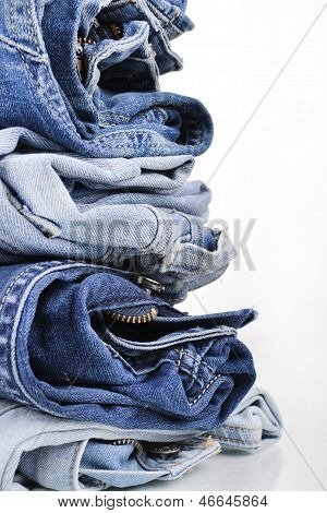 стек джинсы