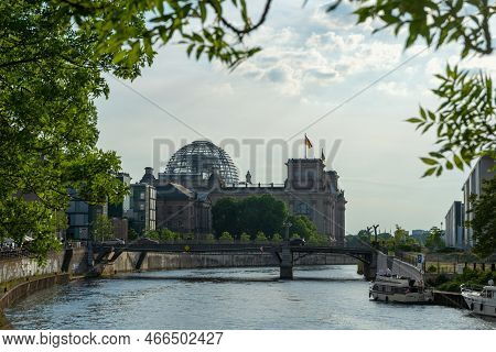 Berlin, Germany 06.05.2022: View Of The Reichstag In Berlin And The Marschall Bridge Which Spans The