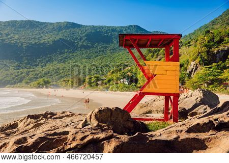 Matadeiro Beach With Rescue Tower And Ocean In Sunny Day. Holiday Beach In Brazil