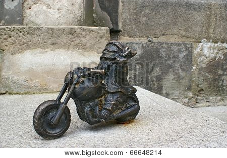 The Modern Dwarf