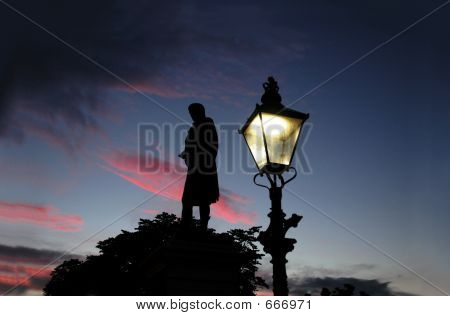 Robert Burns Monument ved solnedgang i Aberdeen