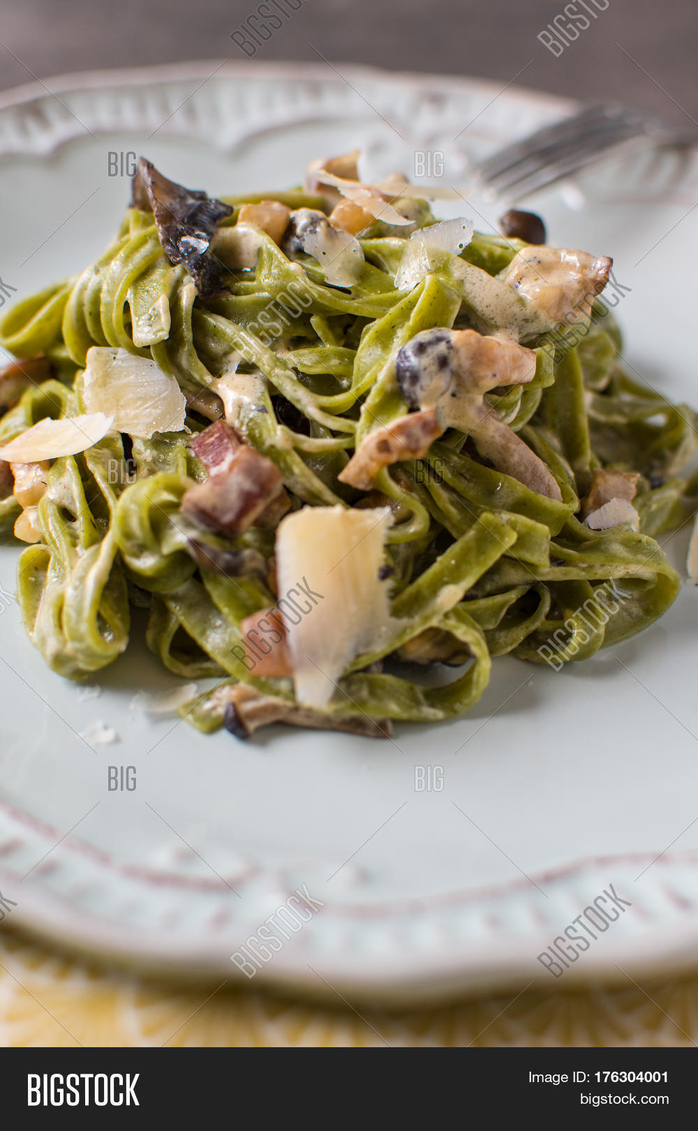 Green Spinach Pasta Image & Photo (Free Trial) Bigstock