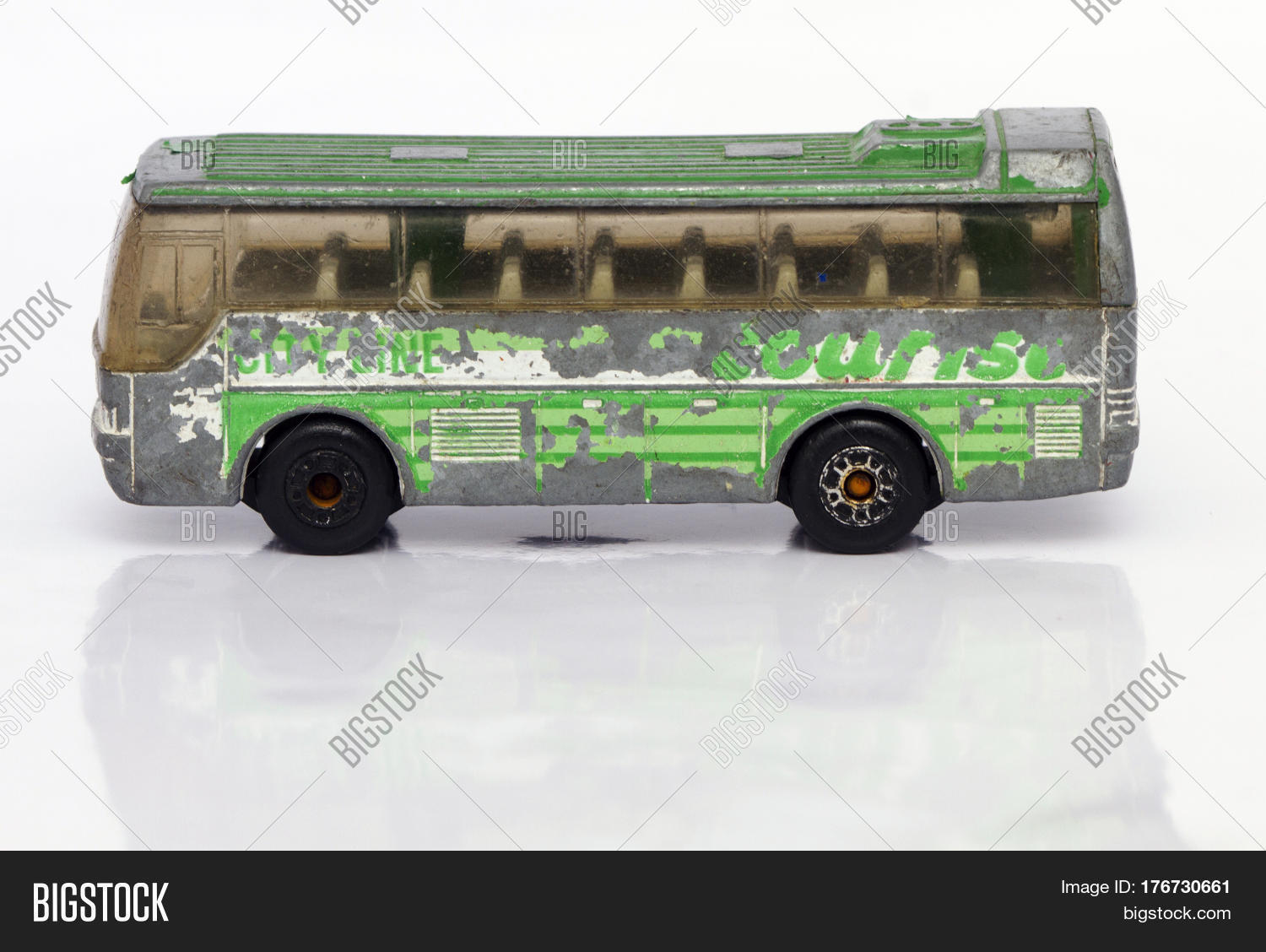 small toy bus