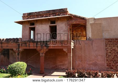 Fatehpur-Sikri was the capital of the Mughal Empire in India during the reign of Akbar I in 1571-1585.