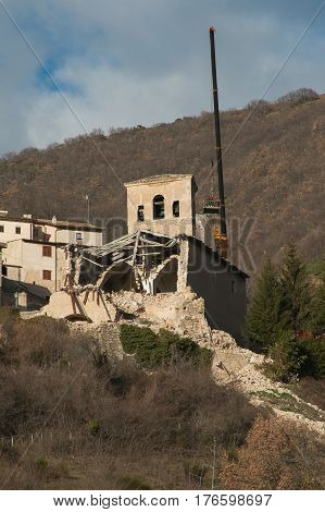 The works of reconstructions for the old church of Campi di Norcia
