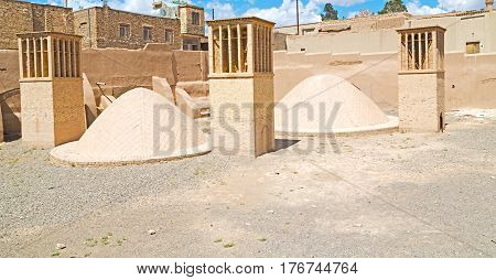 In Iran The  Antique    House