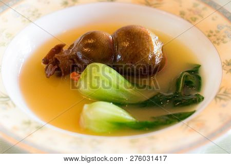 Eight Treasures Gourd Duck That Is Stuffed With Chinese Chestnut, Pork, Abalone, Bamboo Shoots, Mush