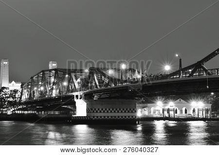 Bangkok, Thailand December,29 2018 :  Phra Phuttha Yodfa Memorial Bridge Ancient Bridge Cross Cho Ph