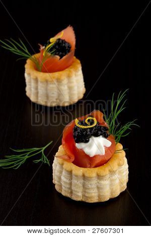 Černý kaviár Canape