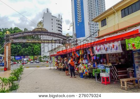 Kota Kinabalu,sabah-dec 20,2018:tourists Touring The Markets Of Kota Kinabalu,sabah Borneo,malaysia.