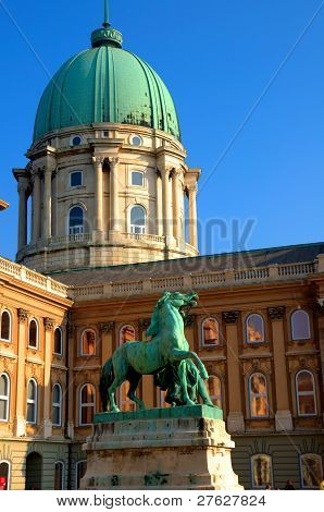 Buda castle i budapest, Ungarn