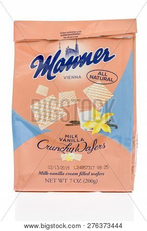 Winneconne, Wi - 30 December 2018: A Bag Of Manner Milk Vanilla Sugar Wafers On An Isolated Backgrou