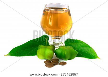 Sacha Inchi, Fresh Capsule Seeds Fruit Of Sacha-inchi Peanut With  Tea