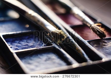 Shiny Palette With Watercolor And Fluffy Brush With Synthetic Pile