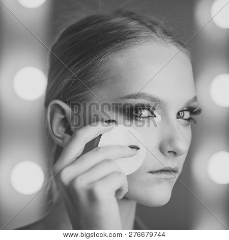 Makeup Application Or Removal. Woman Use Cotton Pad For Cleaning Face Skin. Beauty Model With Fresh 