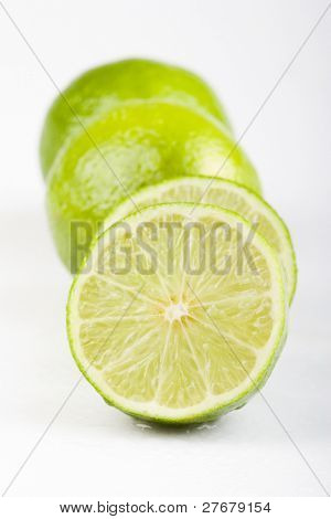 Limoni