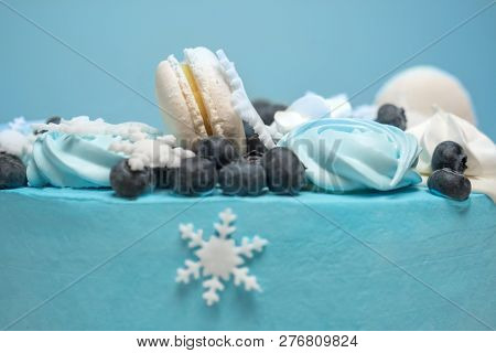 White Snowflake On Pie. Cake Decorated With Marshmallow, Zaphyr And Berries. Winter Cake Covered Wit