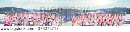 Children, Verantwortung Uebernehmen Mean Take Resposibility, Winter Background