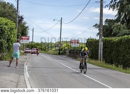 Bourgoin-jallieu, France - 07, May, 2017: The Belgian Cyclist Gijs Van Hoecke Of Lottonl-jumbo Team 