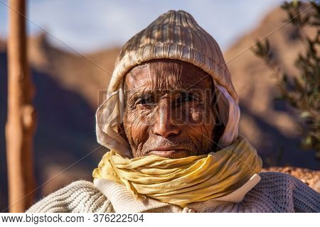 Dades Gorge, Morocco - Oct 20, 2019: Berber People Living In Dades Gorge, A Gorge Of Dades River In 