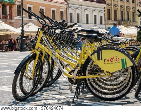 Brasov/romania - 06.28.2020: I'velo Relax Bicycle For Rent In The Main Square Of Brasov(piata Sfatul