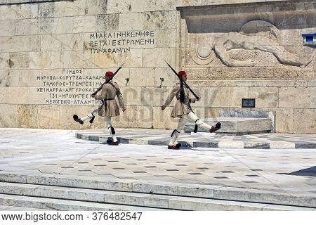 Ceremonial Changing Of The Guard In Athens