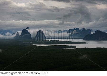 The Scenery Of The Archipelago Of The Sametnangshe Island In The Morning With The Mist And Fog Over 