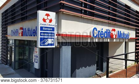 Bordeaux , Aquitaine / France - 07 06 2020 : Credit Mutuel Office Building Store With Sign And Text 