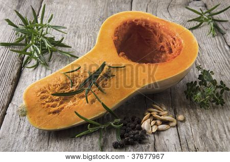 Økologisk??Butternut Squash med urter