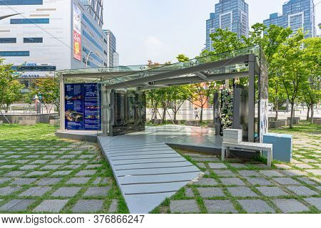 Busan,south Korea -july 20, 2017: Information Center Outside The Busan Cinema Center Or The Biff's H