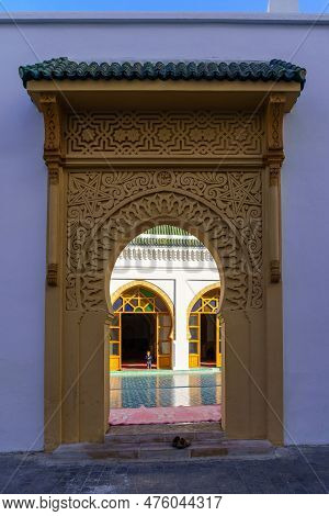 Casablanca, Morocco - March 29, 2023: View Of The Yard Of The Grand Mosque, With Locals, In The Old 