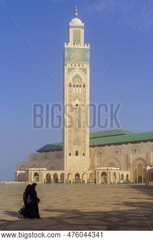 Casablanca, Morocco - March 30, 2023: View Of The Hassan Ii Mosque, With Local Women, In Casablanca,
