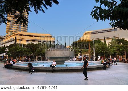 Tel Aviv, Israel - November 3, 2022: People Visit Famous Dizengoff Square In Tel Aviv, Israel. Tel A