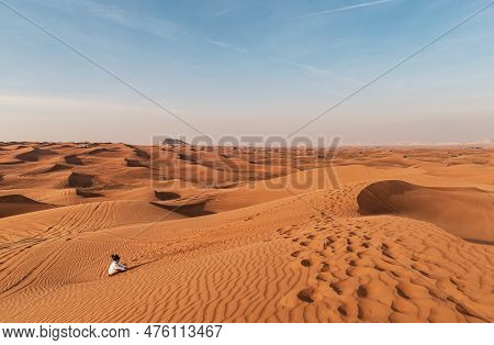 The Empty Quarter, Or Rub Al Khali - The World's Largest Sand Deser In Dubai. Little Girl In The Des